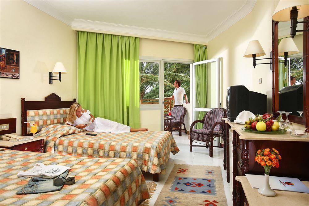 Smartline Colour Beach Resort