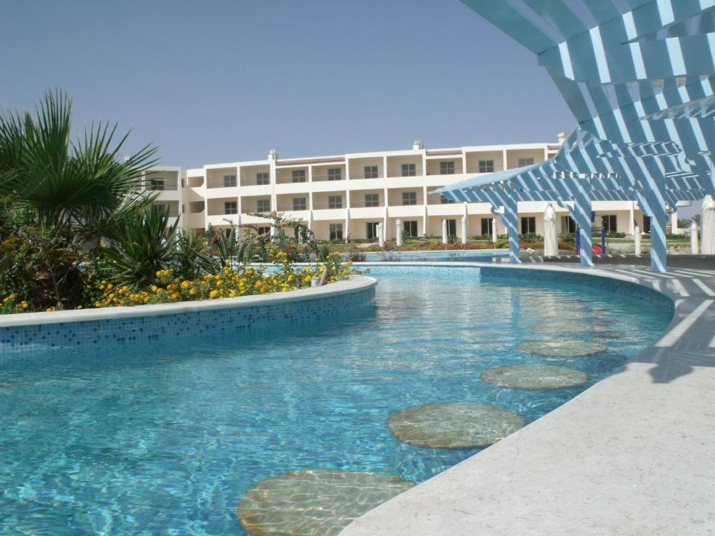 Resort Royal Brayka Abu Dabab