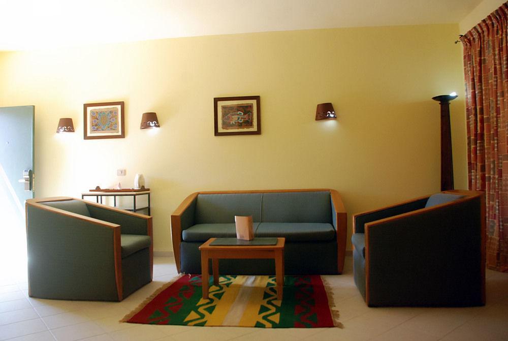 Mandarin 4*
