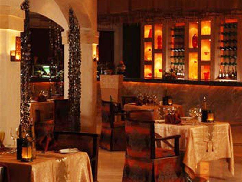 At Shores Amphoras 5*