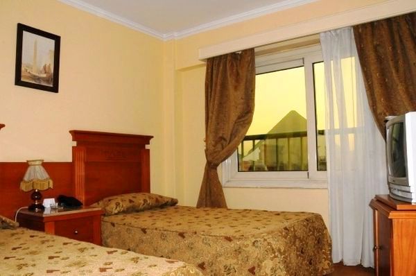 Tiba Pyramids 4* Giza