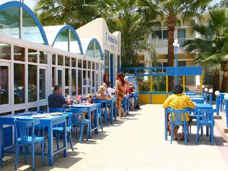 Resort Empire Beach Aqua Park