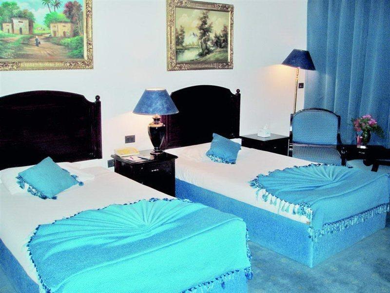 Golden 5 Emerald Sahl Hasheesh