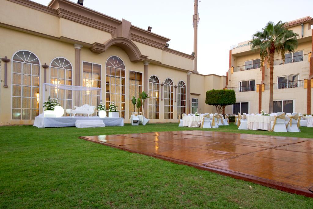 Cataract Pyramids Hotel Kafret el-Gabal