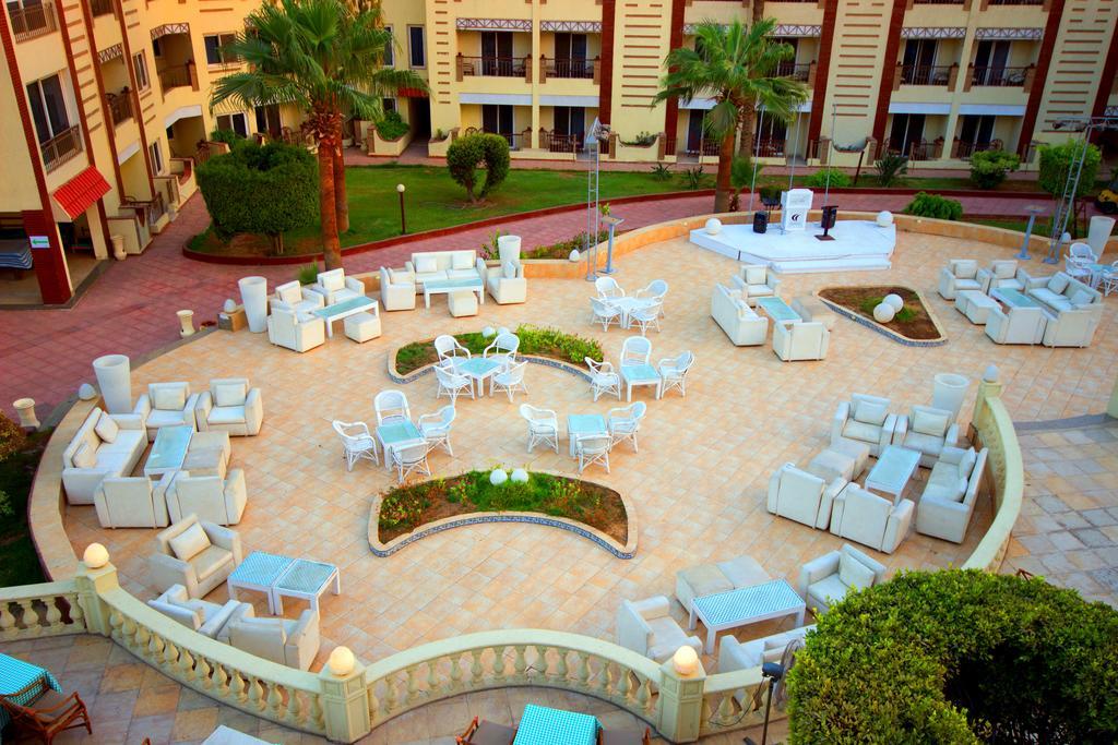 Cataract Pyramids Hotel