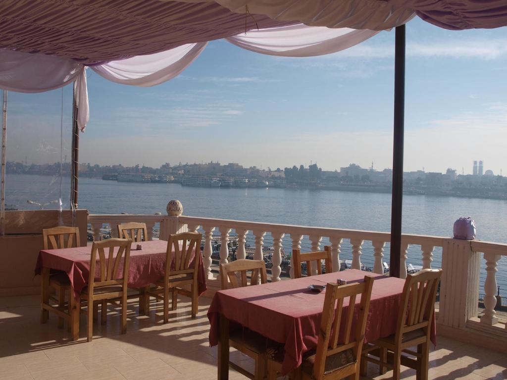 El Mesala 3*