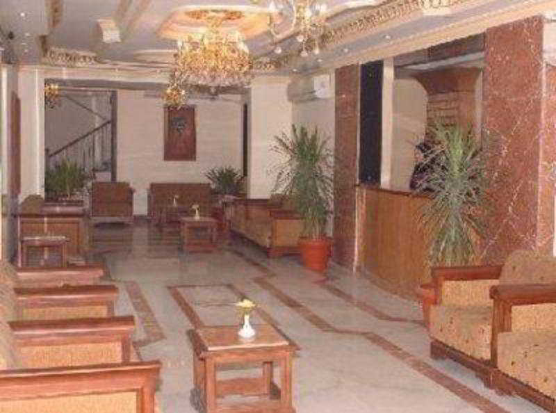 Tiba Pyramids Hotel