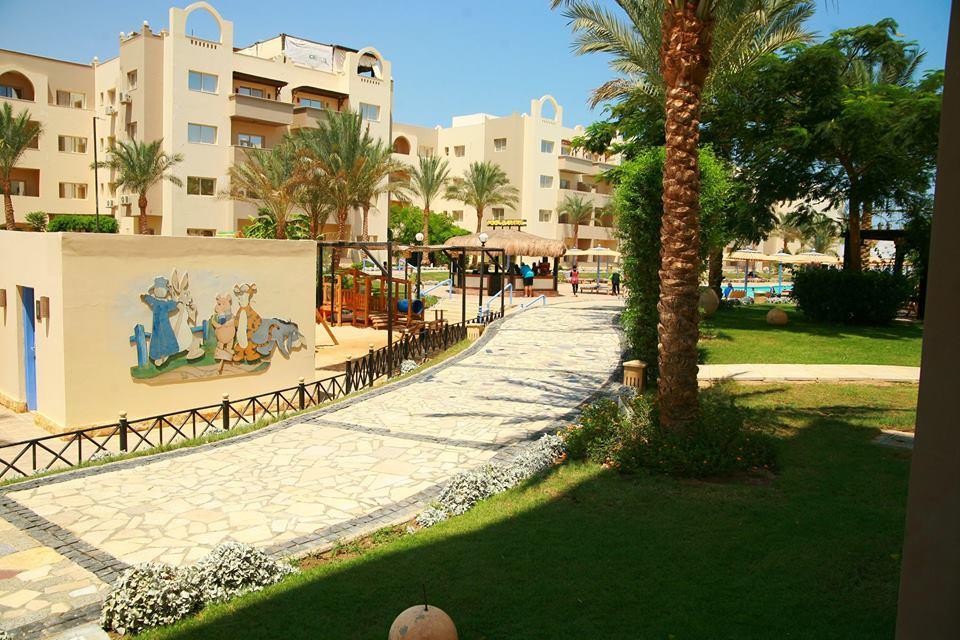 Apartament Comfortable In Karma With Private And Pools Family Only Or Female