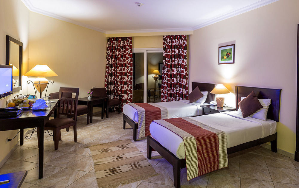 Royal Tulip 5*