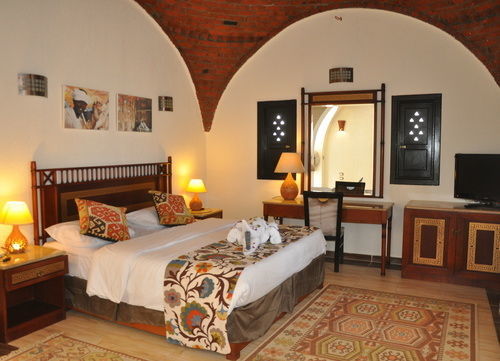 Aurora Safari Resort