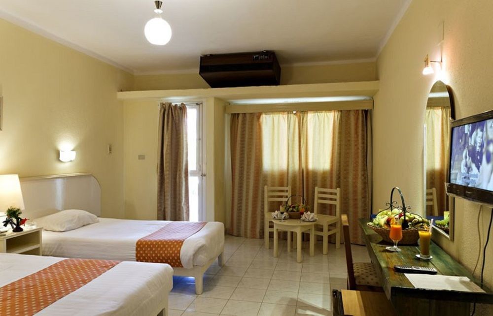 Empire Beach Aqua Park Resort Hurghada