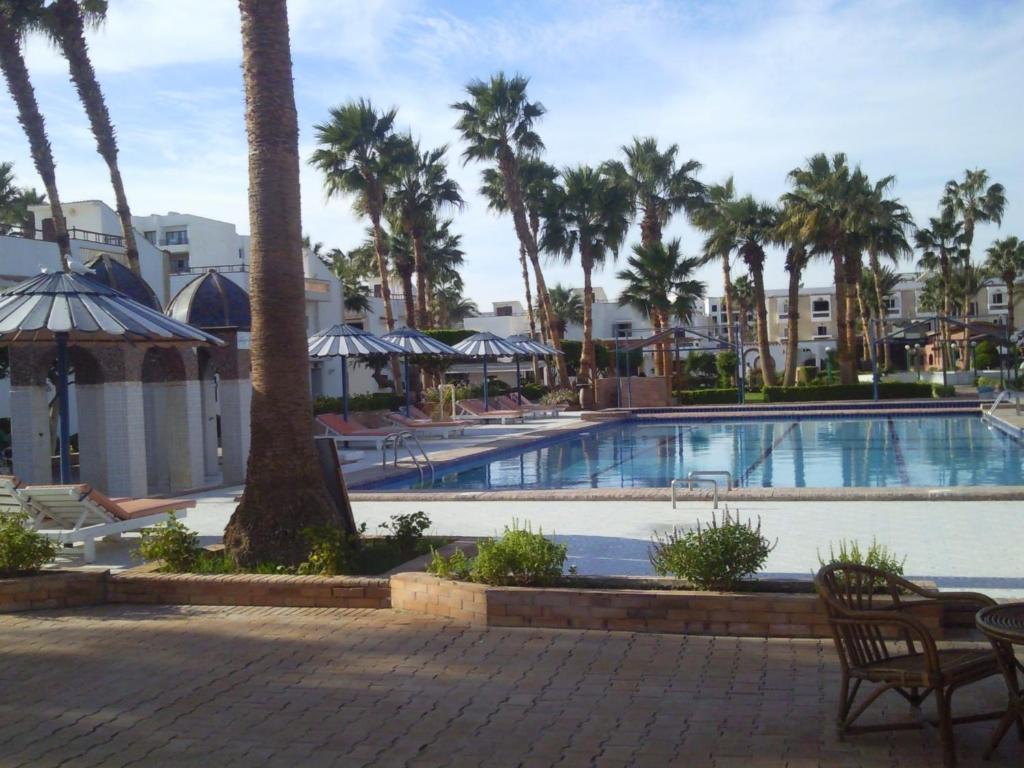 Hotel Al Mashrabiya Beach 3*