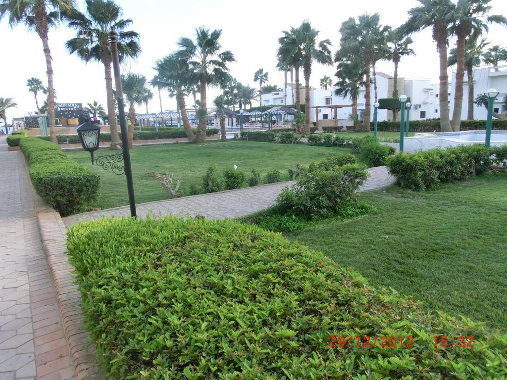 Hotel Al Mashrabiya Beach 3*