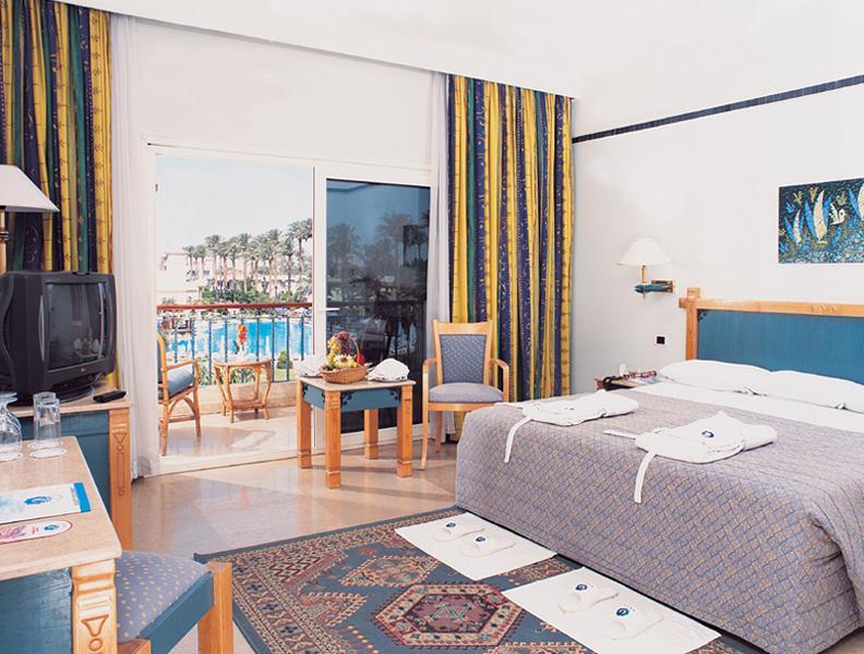 Cataract Pyramids Hotel 4*
