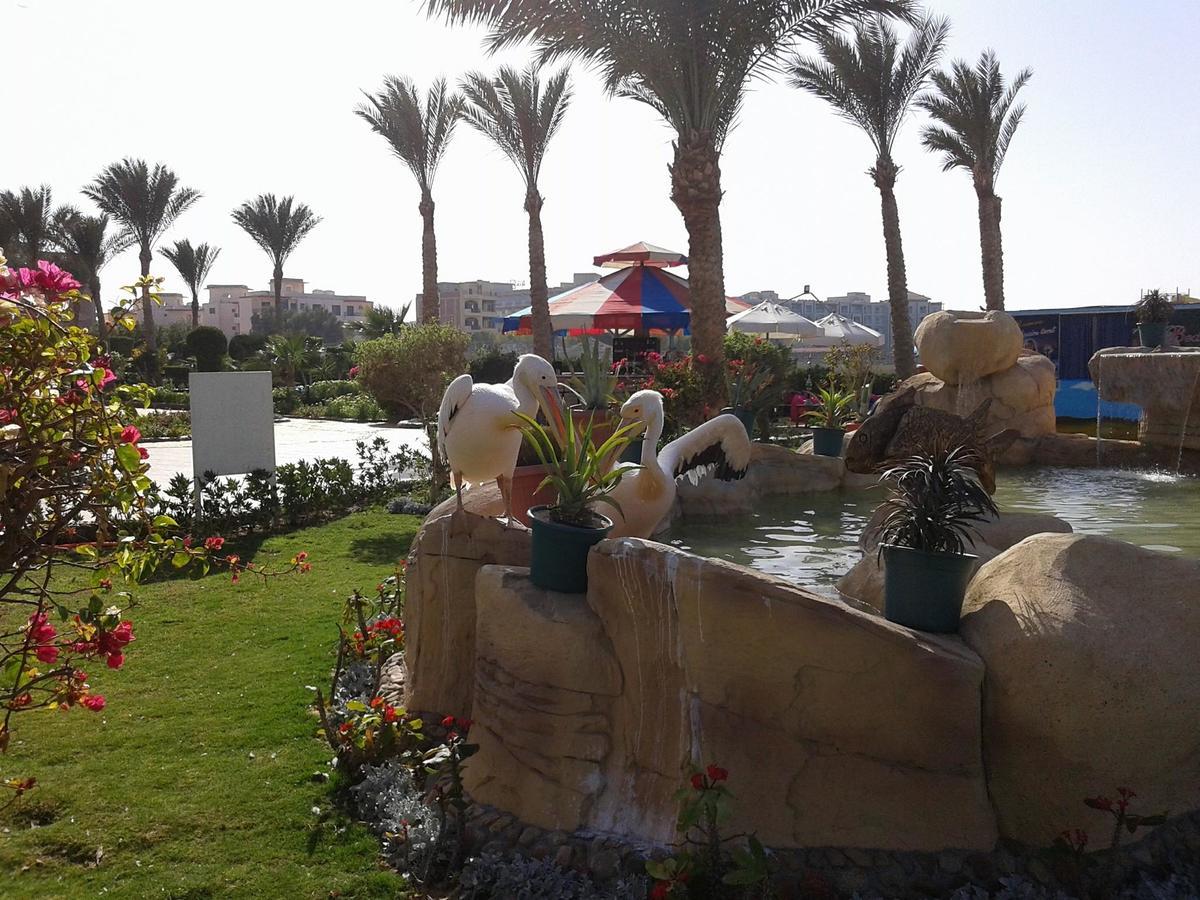 Resort Hawaii Riviera Club Aqua Park - Families And Couples Only