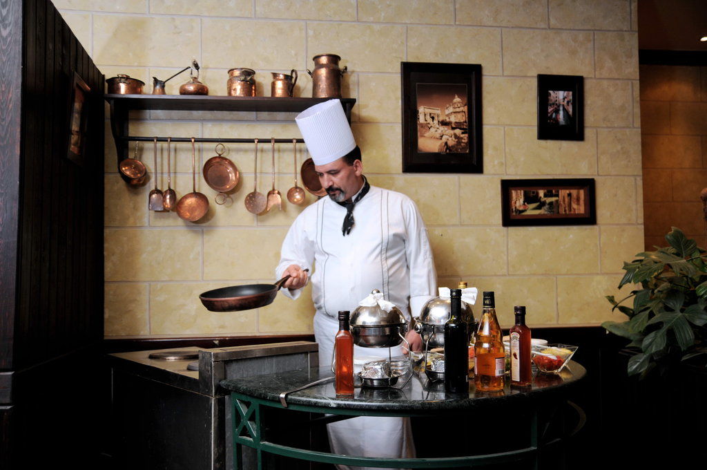 Hotel Grand Pyramids