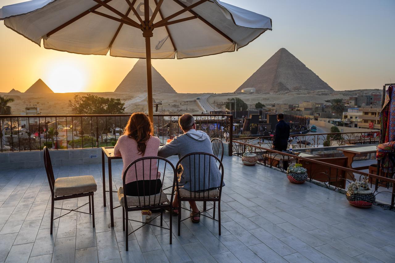Pyramids View * Kafret el-Gabal