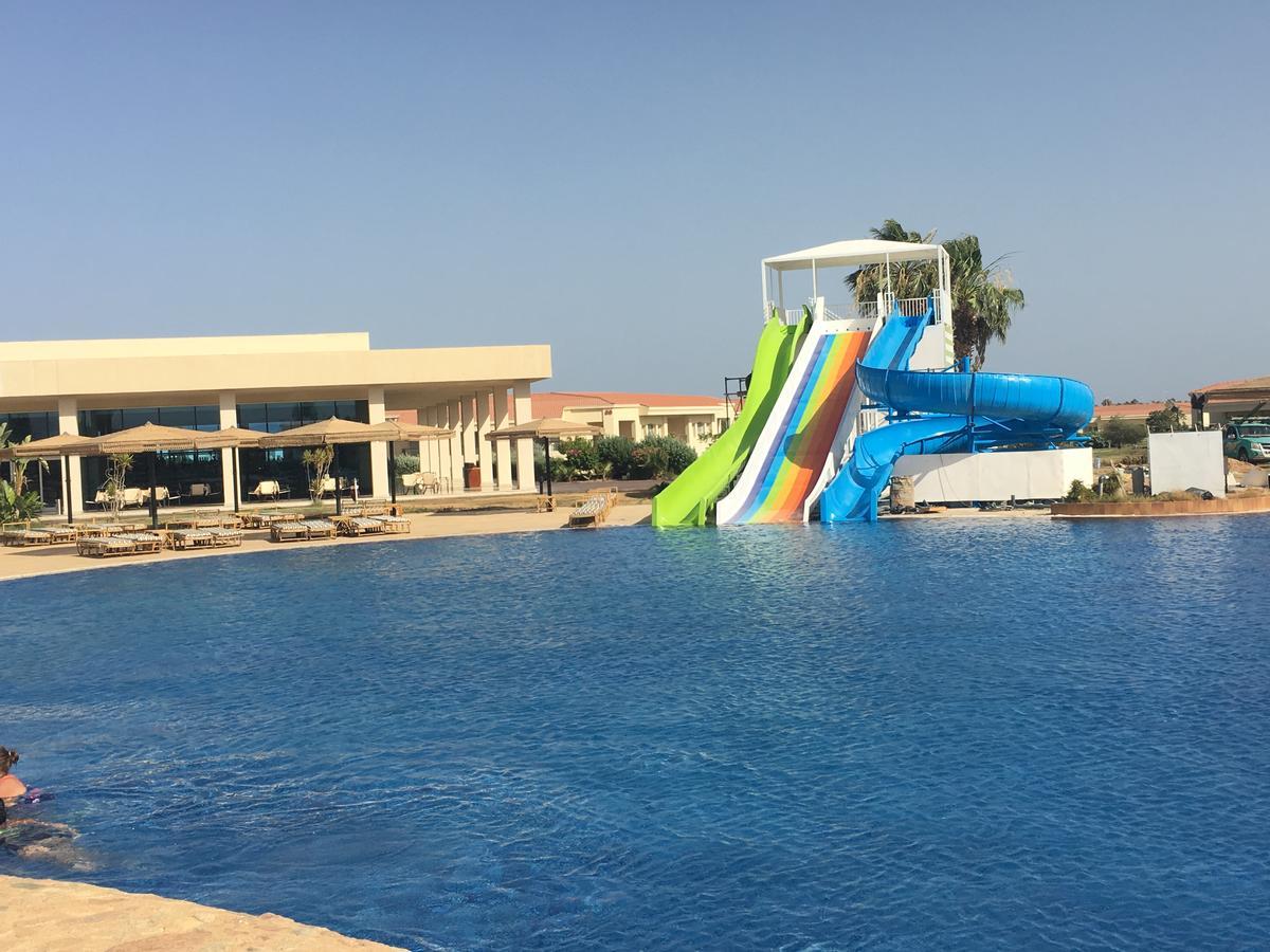 Resort Jolie Royal Peninsula &