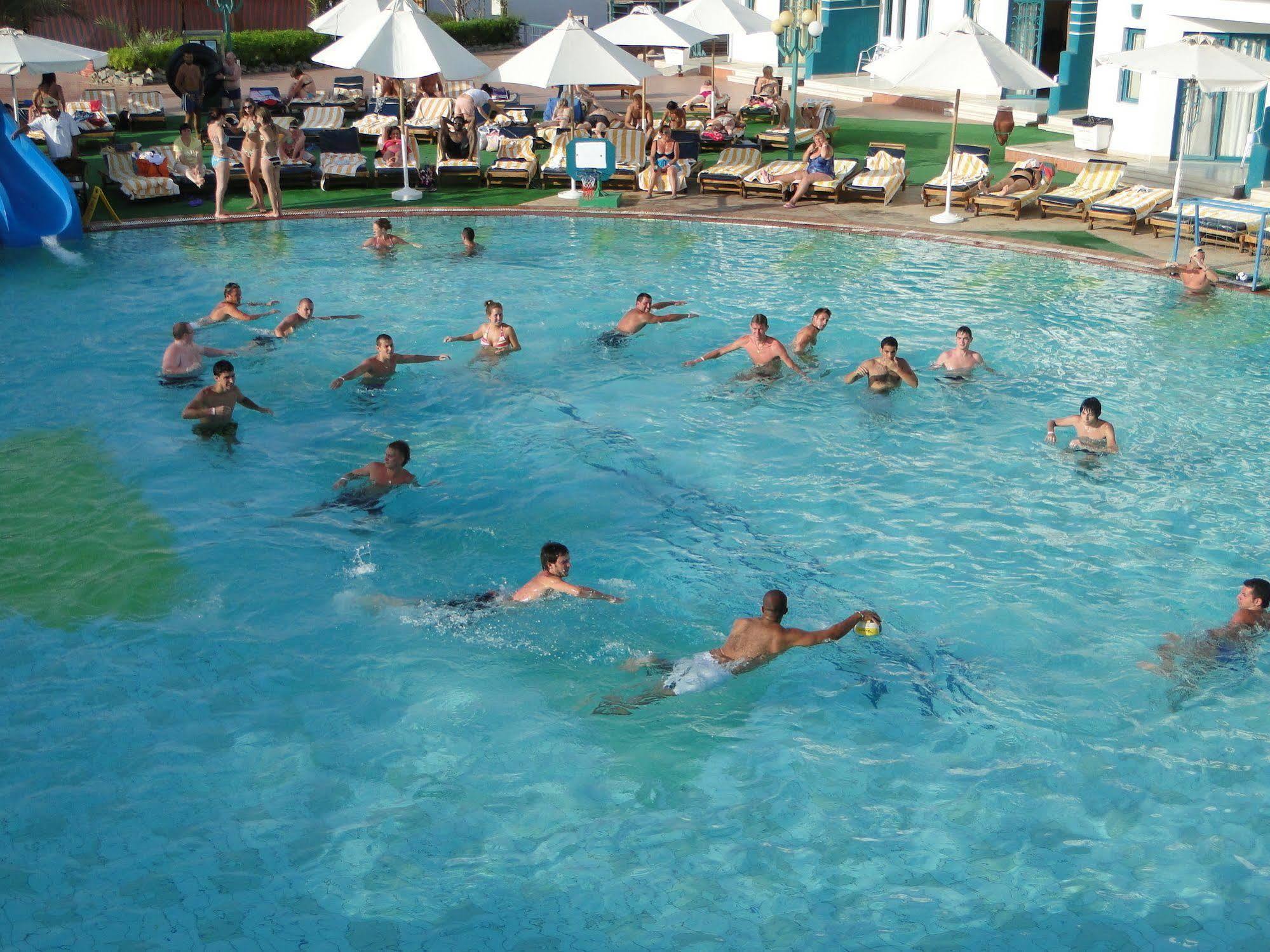 Sharm Holiday Resort 4* Şarm El-Şeyh