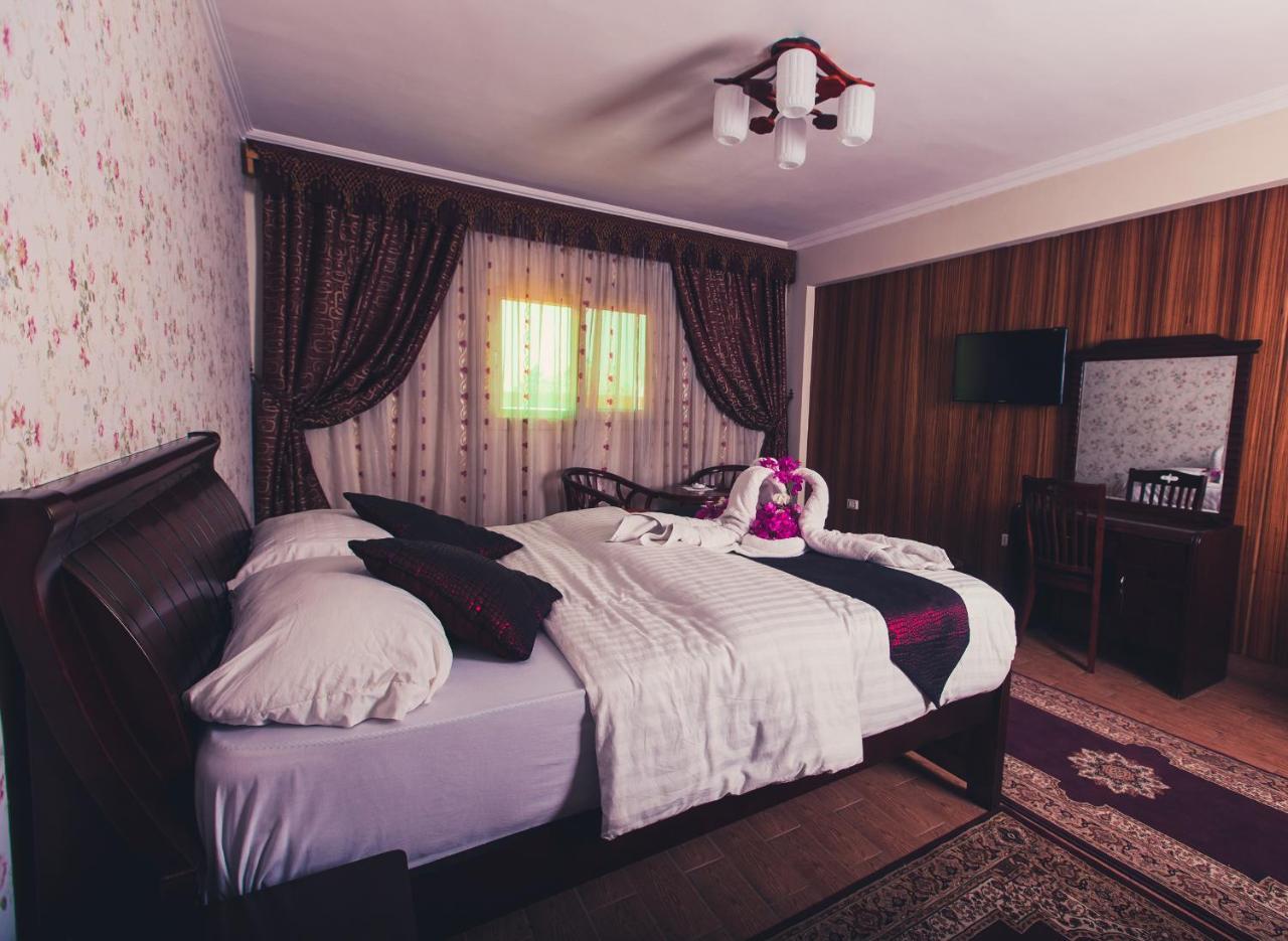 Resort La Viena Health