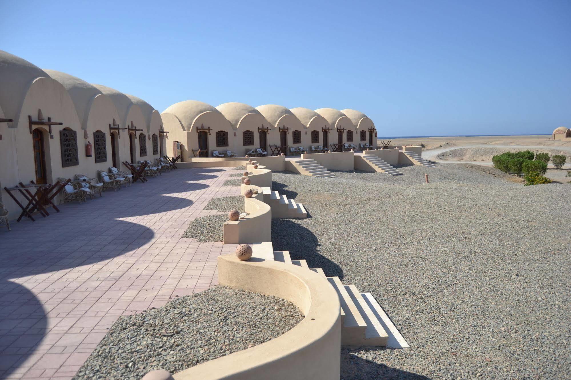 Otel Marsa Nakari Village 2*