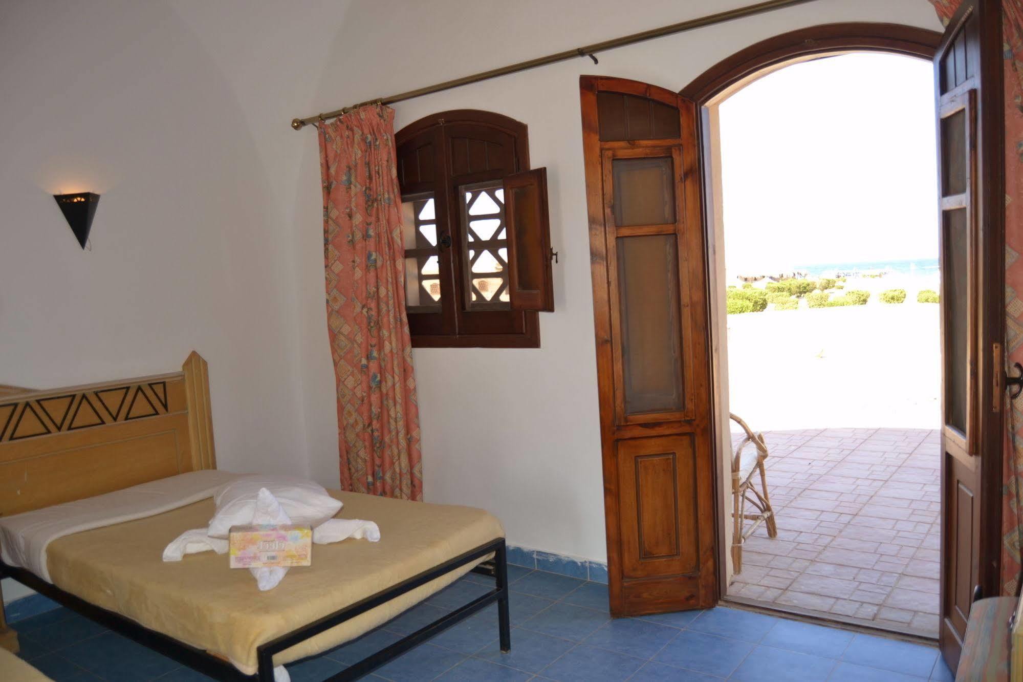 Marsa Nakari Village Otel Marsa Alem