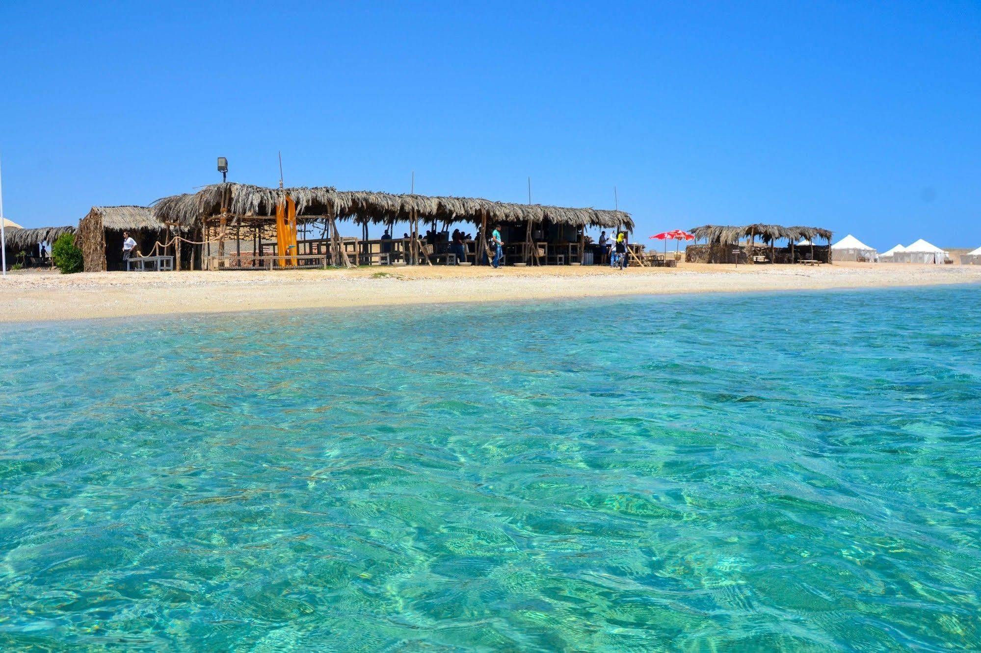 Marsa Nakari Village