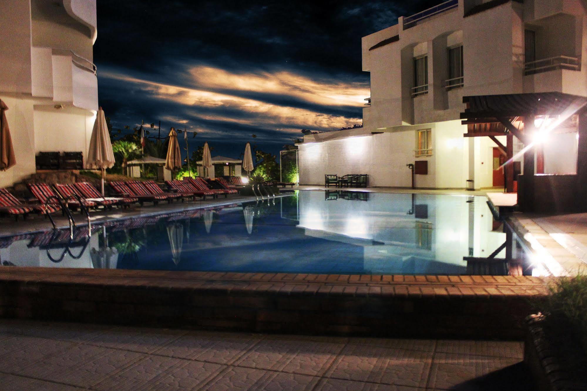 Viking Club Sheikh Complex