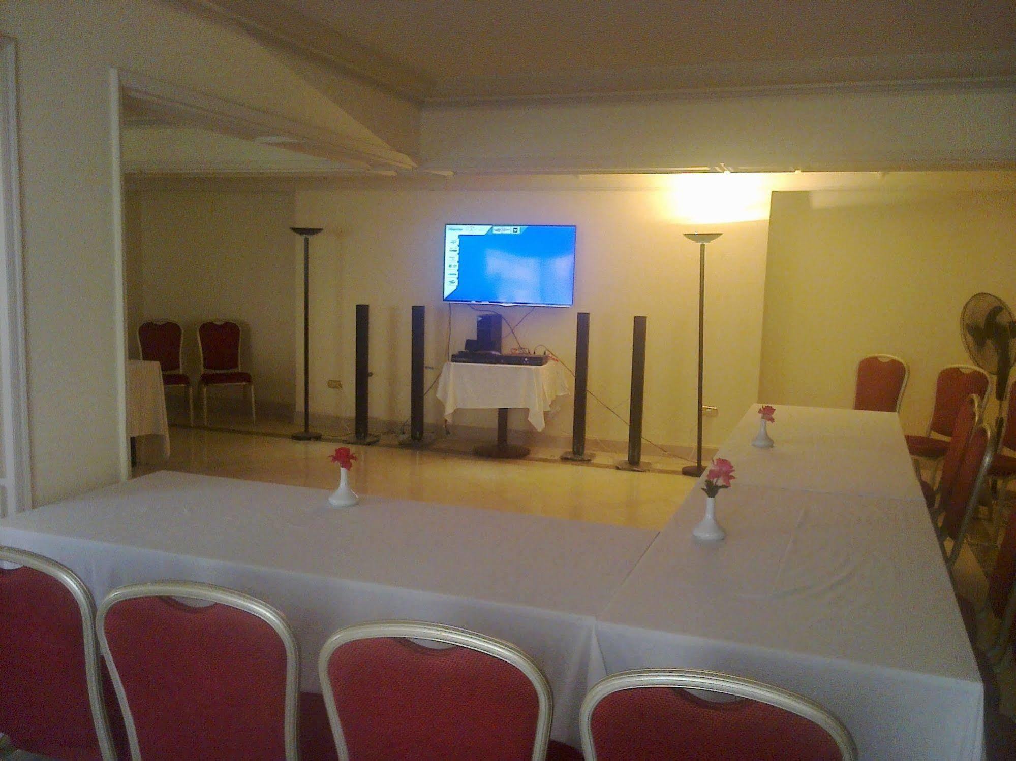 Otel Kanzy Cairo 3*