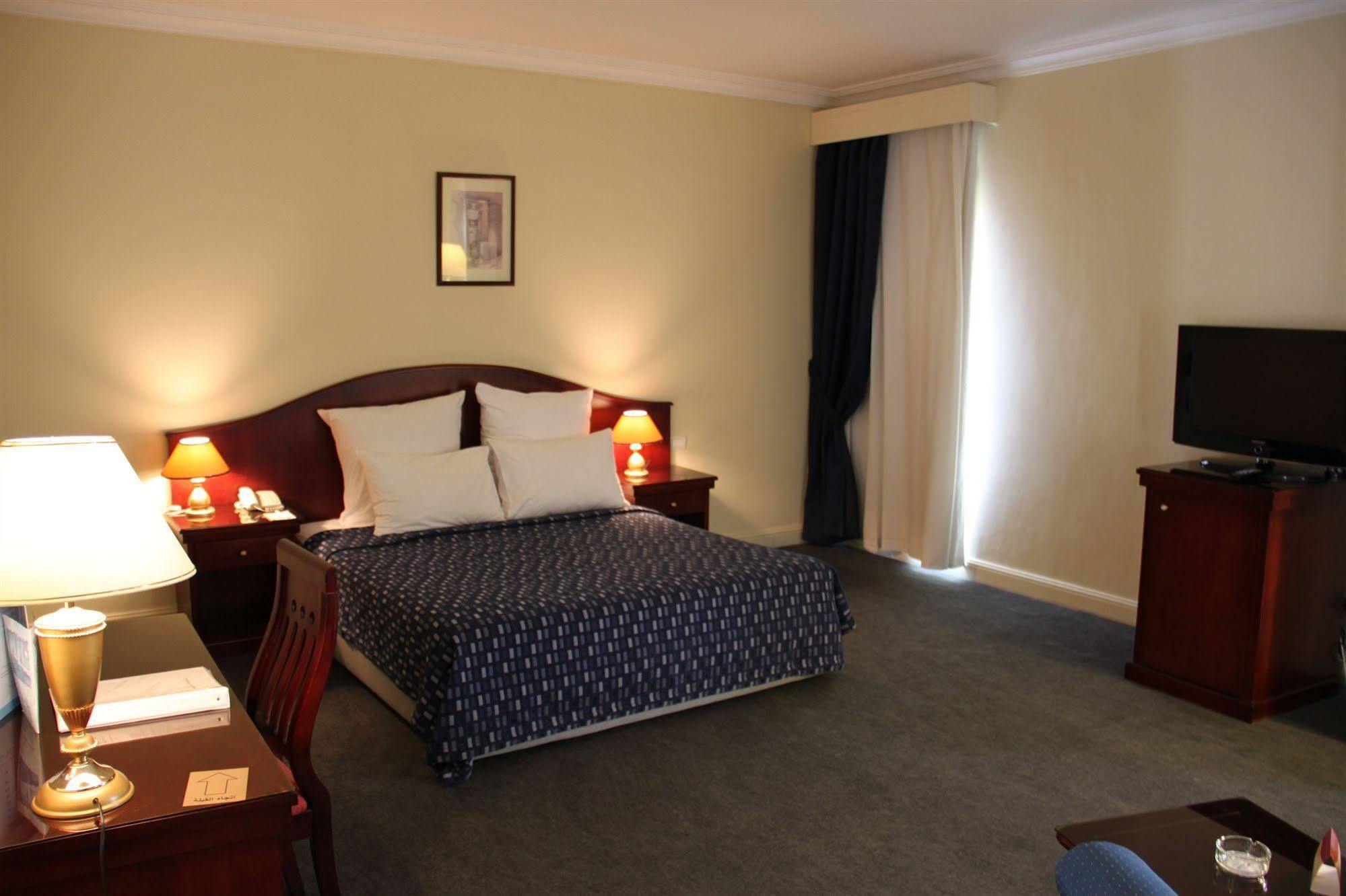 Grand Pyramids 4* Giza