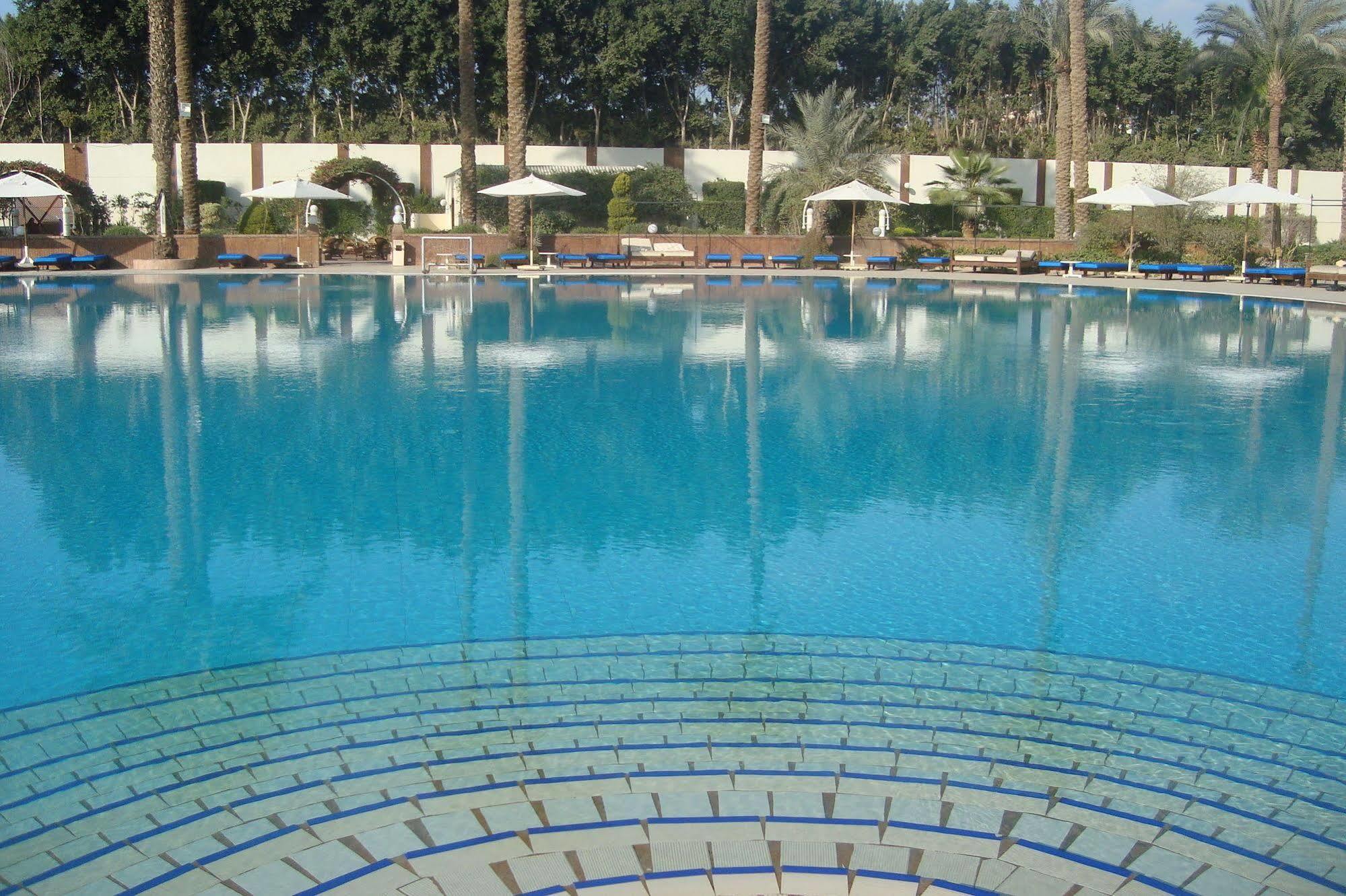 Cataract Pyramids Hotel 4*