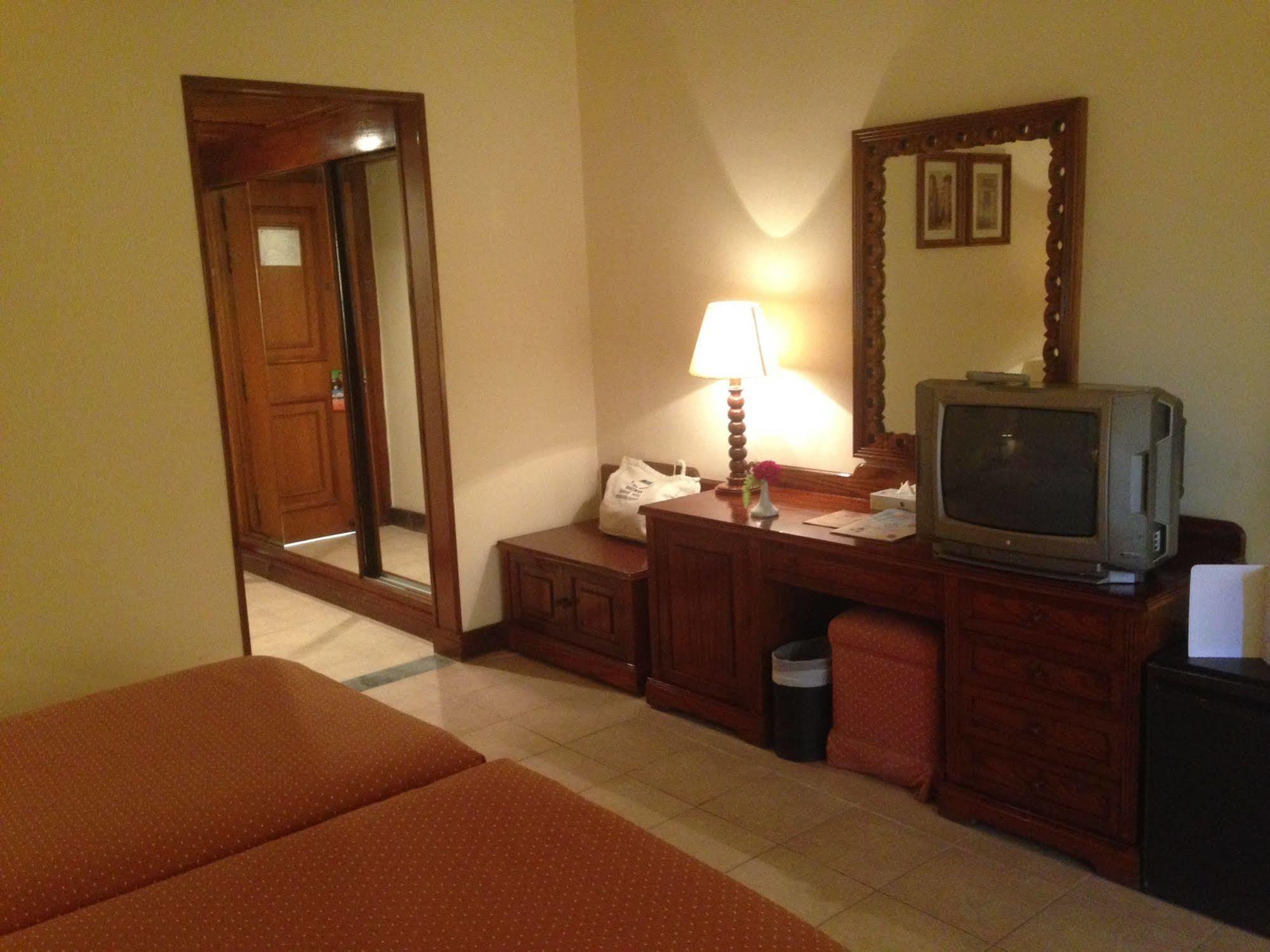 Hotel Shedwan Garden 4*