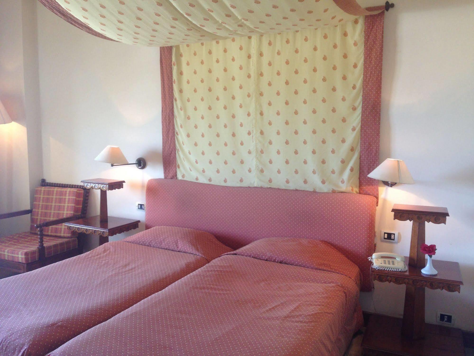 Hotel Shedwan Garden 4*