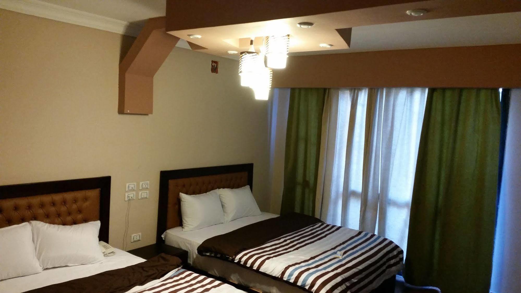 Mandarin Hostel