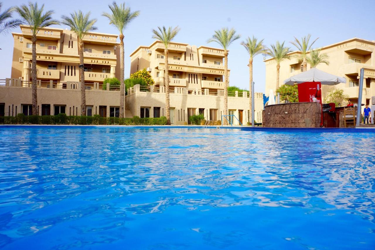 Complex El Hayat