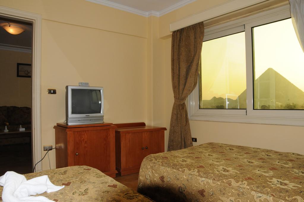 Hotel Tiba Pyramids