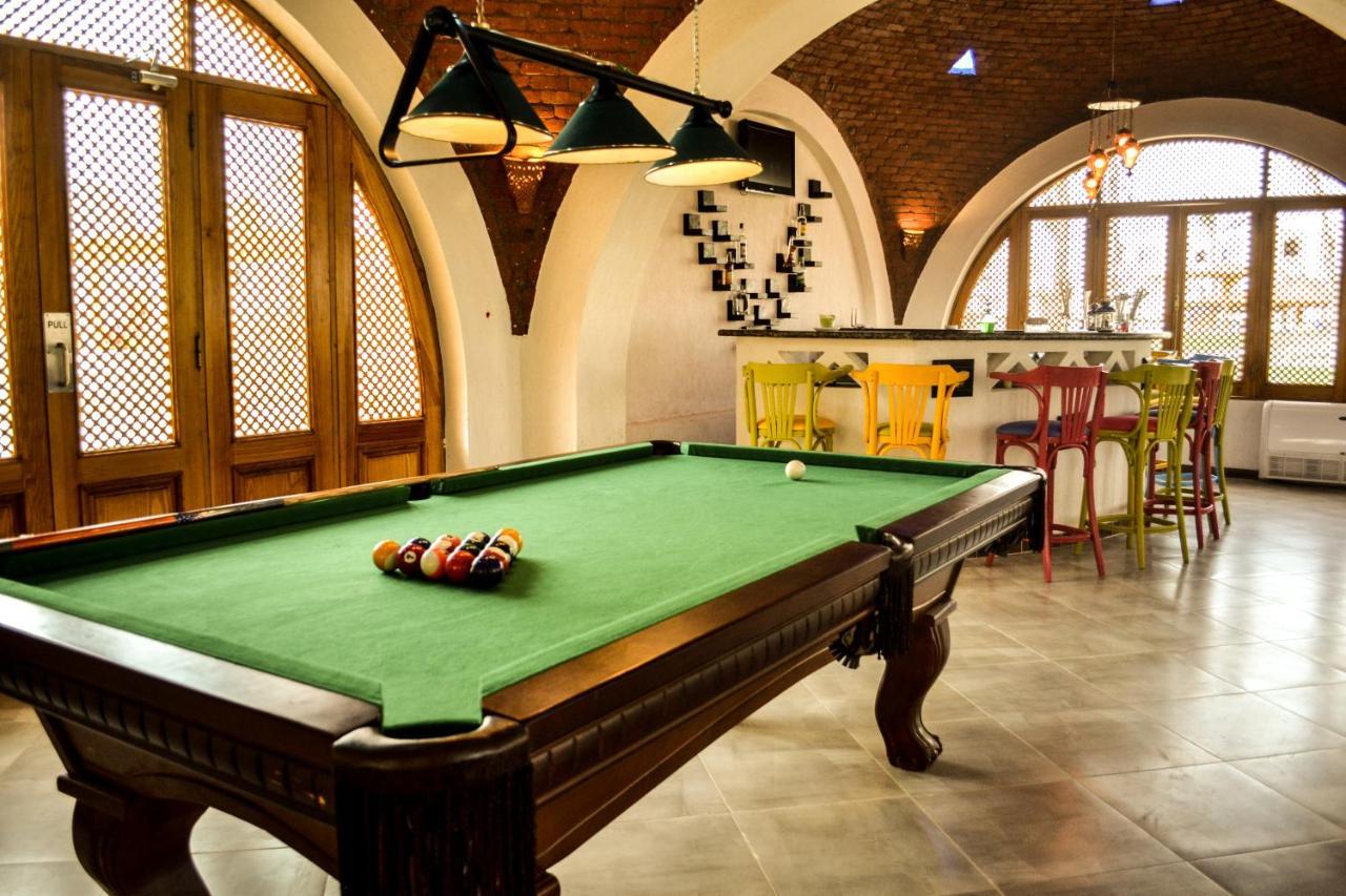 Aurora Safari Resort 4*