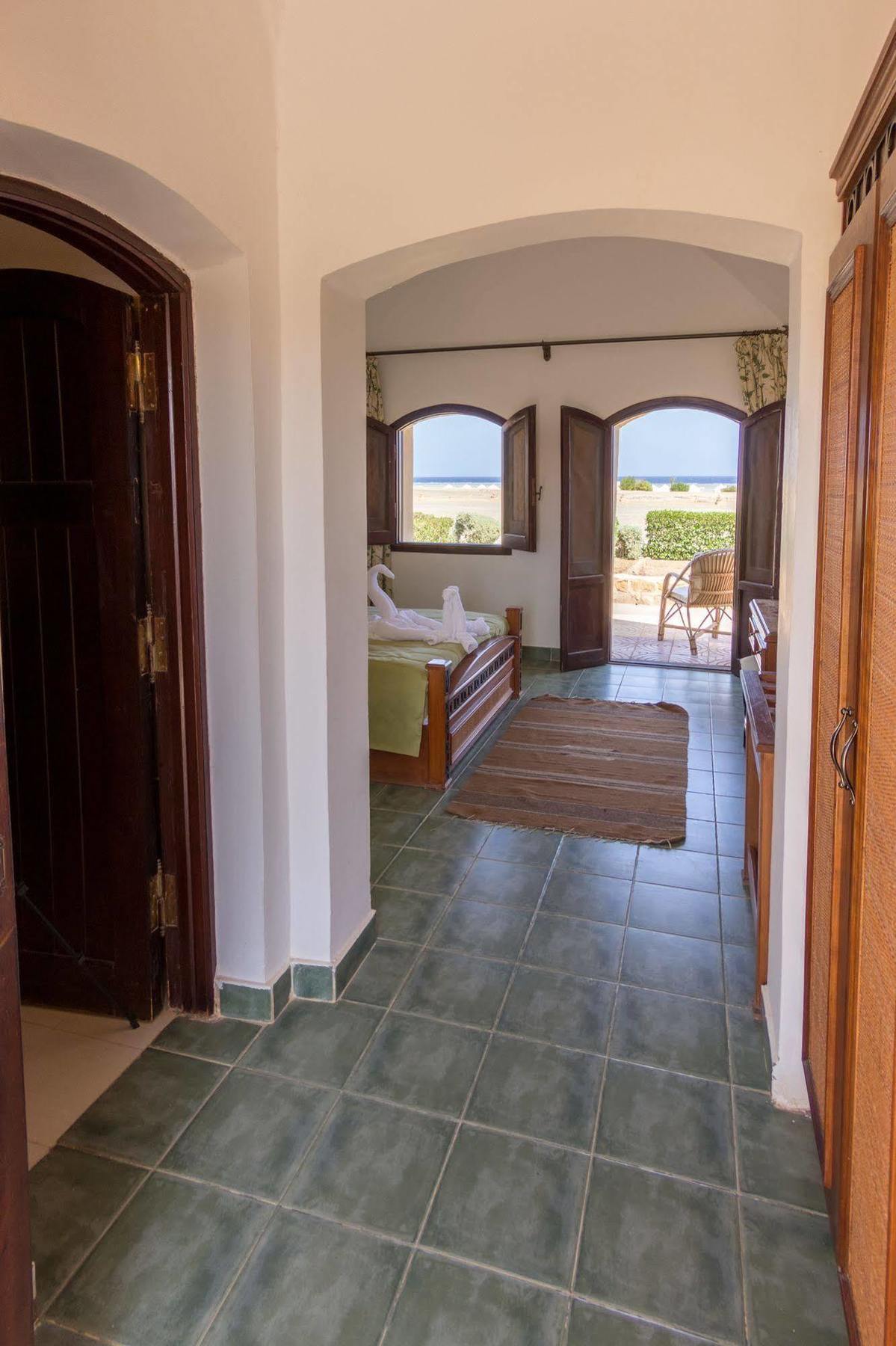 Marsa Shagra Village Hostel *