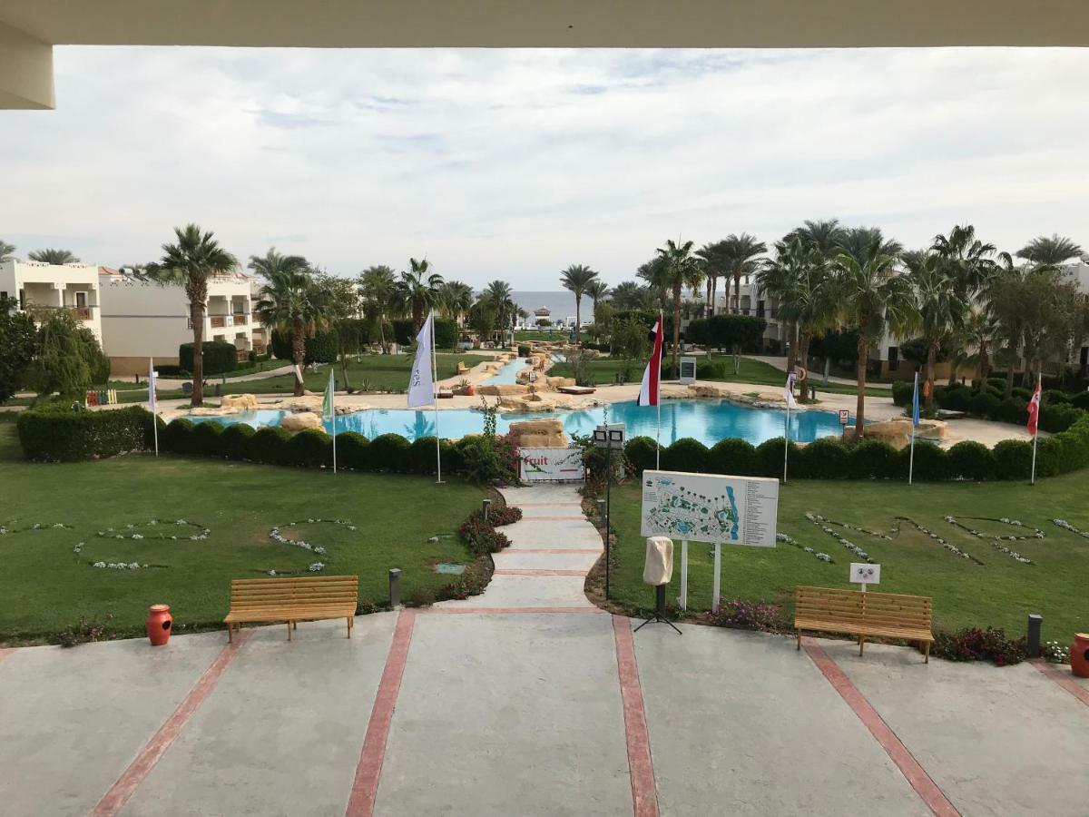 Resort At Shores Amphoras 5*