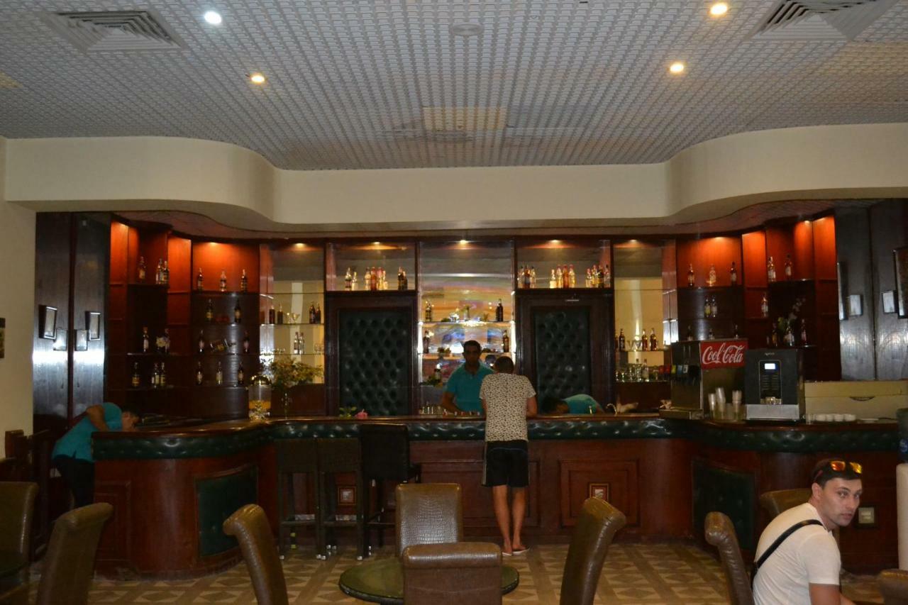 Dexon Roma Hurghada