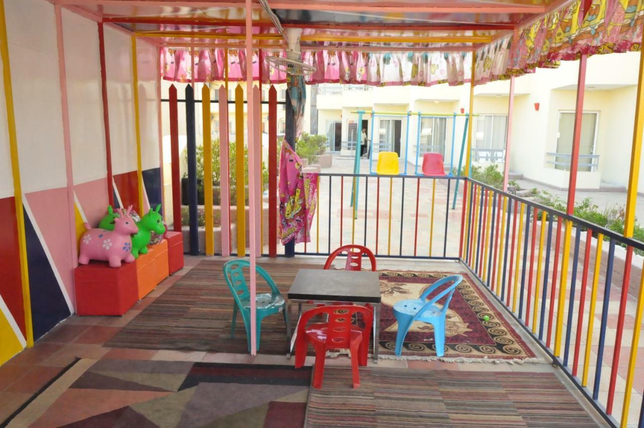 Dexon Roma Hurghada