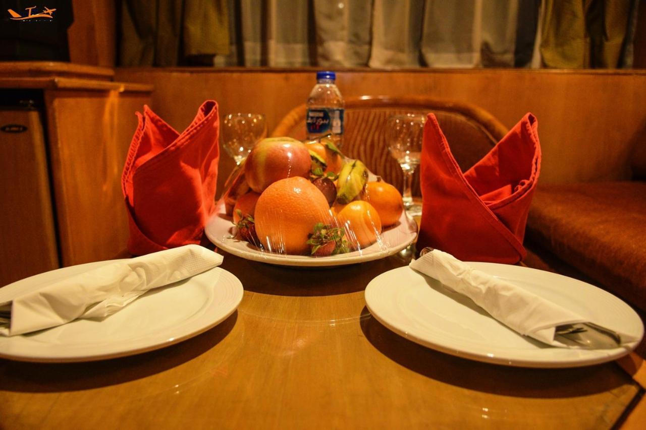 Gts Nile Cruise Aswan Every Monday From Friday From Aswan Otel Luksor