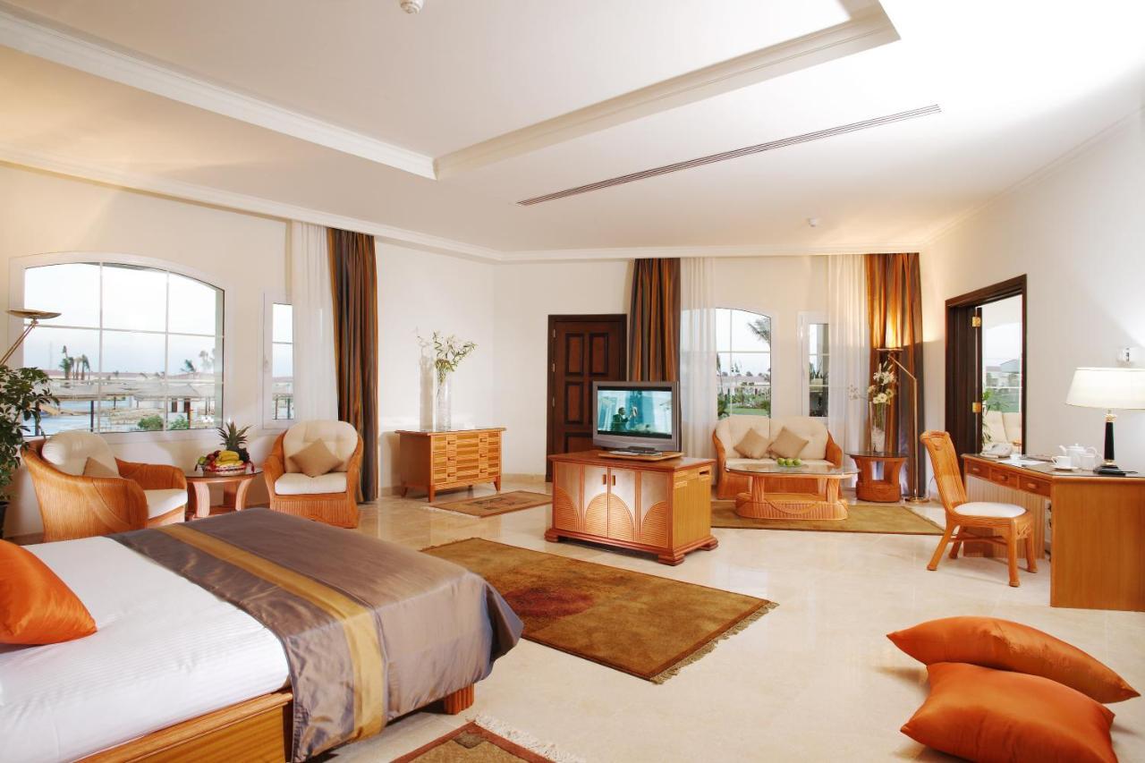 Jolie Royal Peninsula & Resort