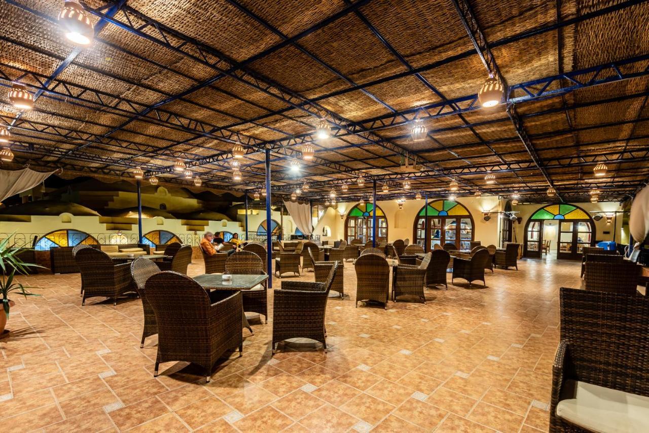 Bliss Abo Nawas Resort 4*