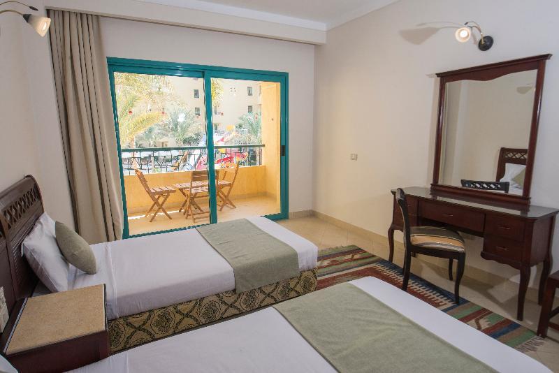 Zahabia & Beach 4*