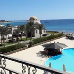 Beachfront Cozy One Bedroom Apartment Sahl Hasheesh Palma De Piazza
