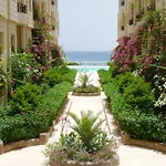 Beachfront Cozy One Bedroom Apartment Sahl Hasheesh Palma De Piazza