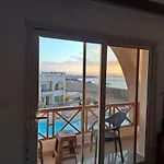 Half Moon - Sunny Dahab Resort
