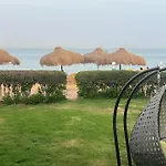 Villa Front Beach First Row Family Only