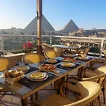 Doudou Pyramids View Hotel